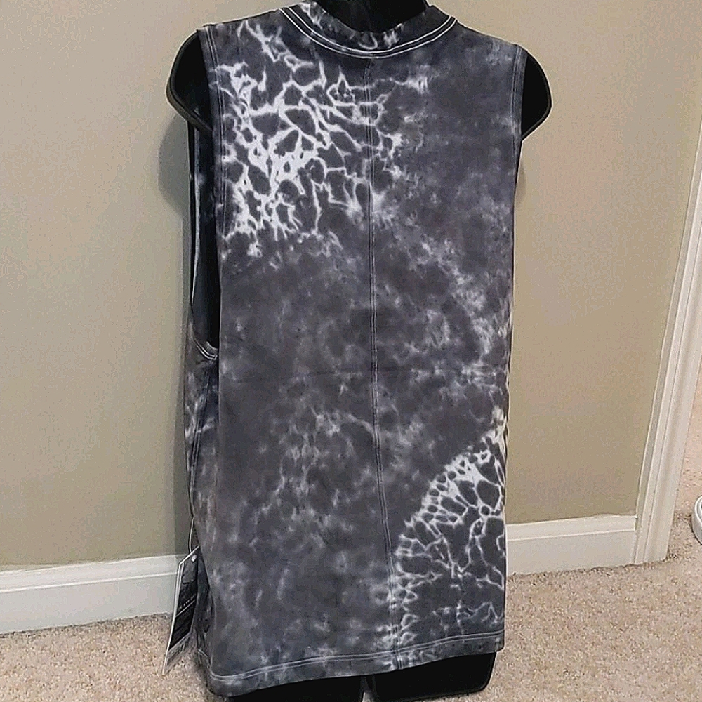 NEW Lululemon All Yours Tank Tie Dye - Picture 7 of 10
